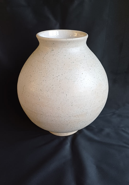 Moon Jar 'Rhea'